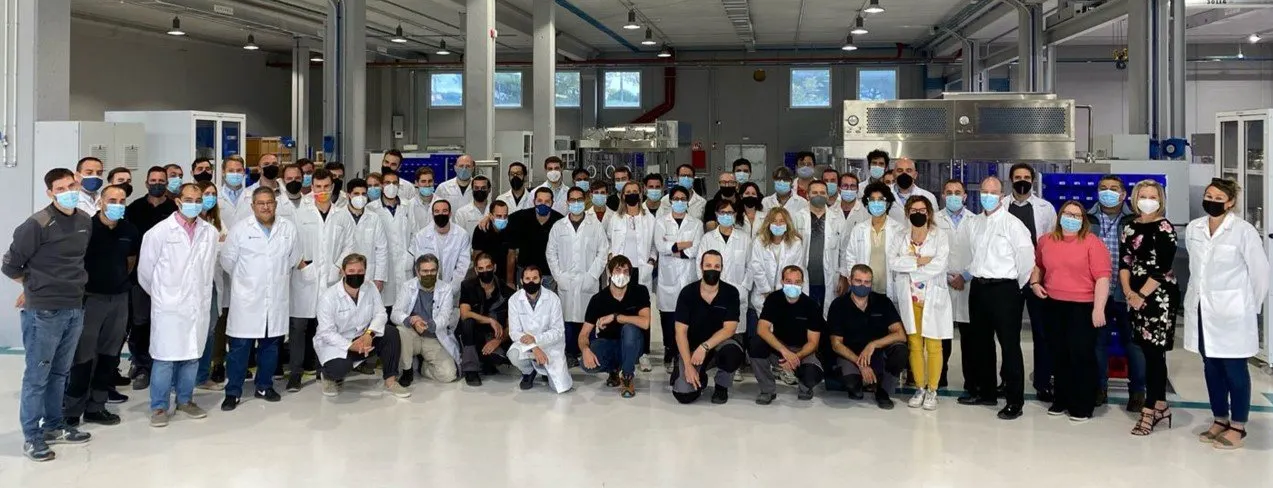 group photo sp scientific product about Group photo of SP's employees.